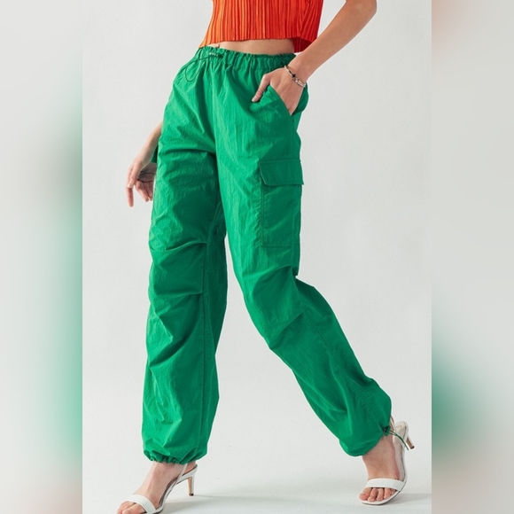 NEW! BOHO FABULOUS WAIST ELASTIC PARACHUTE CARGO PANTS - Picture 1 of 16